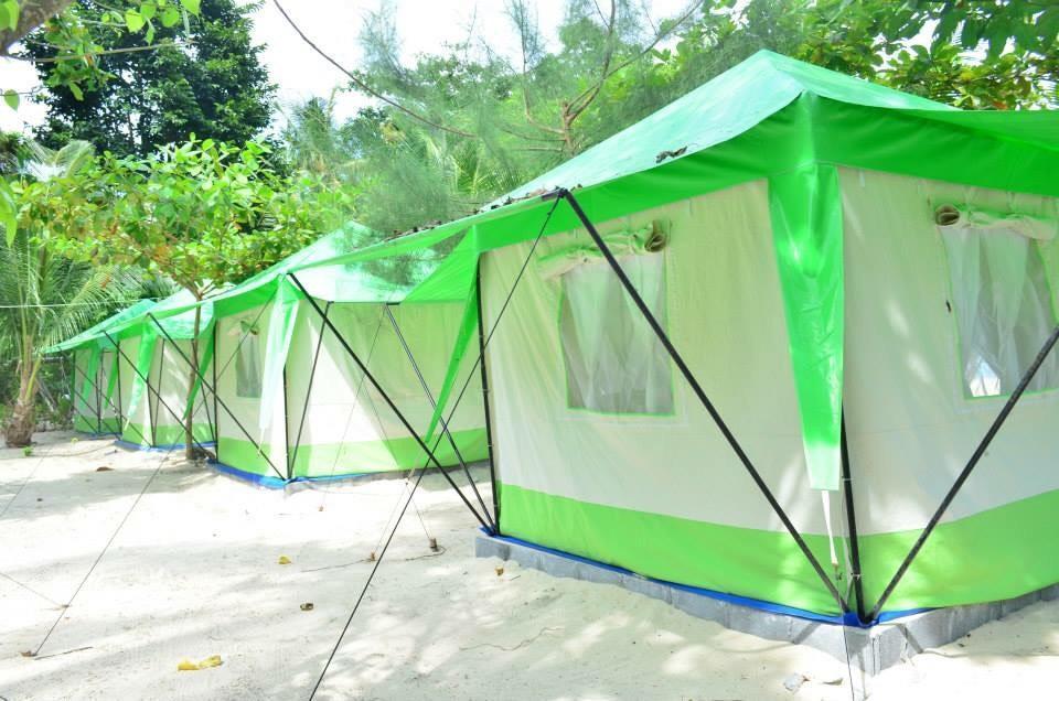 Koh Ngai Camping Restaurant @ Bar Exterior photo