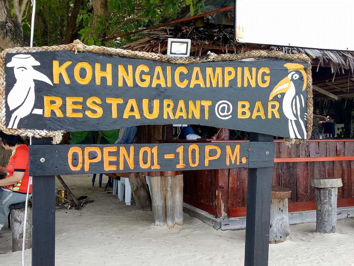 Koh Ngai Camping Restaurant @ Bar Exterior photo